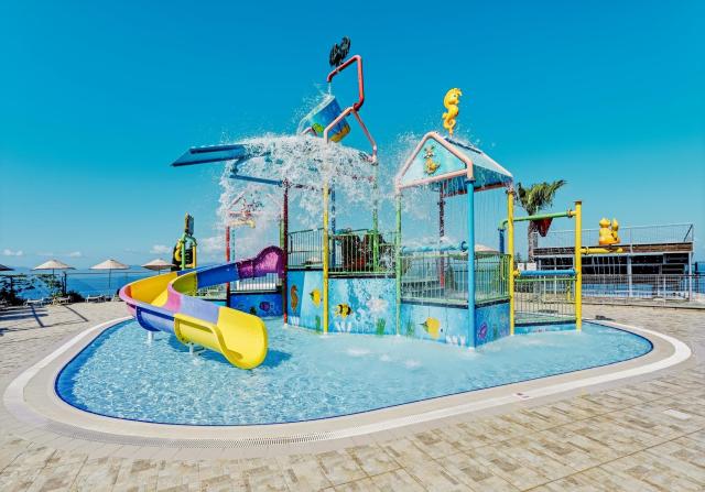 Sealight Resort