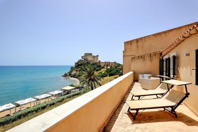 Falconara Charming House Resort & Spa