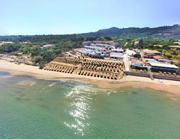 Aspro Krino Dunes