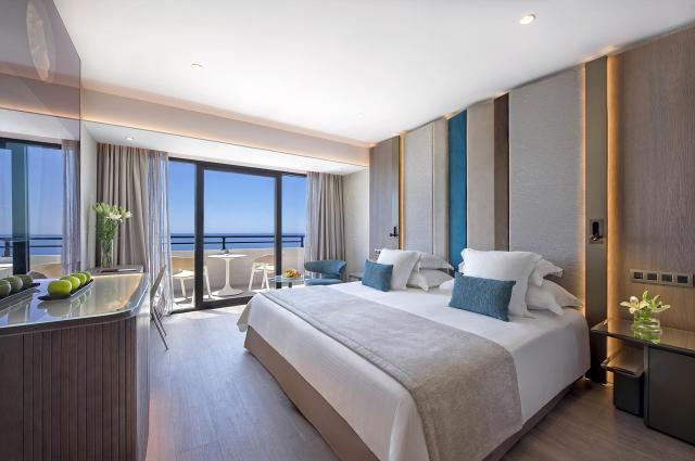 Amathus Beach