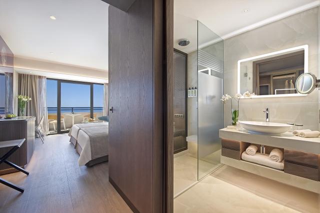 Amathus Beach