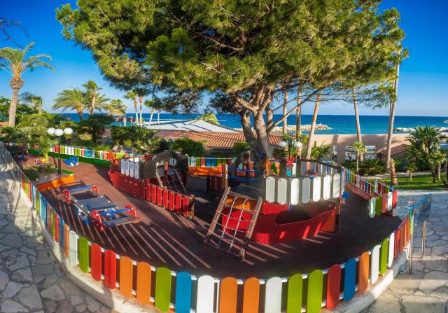 Amathus Beach
