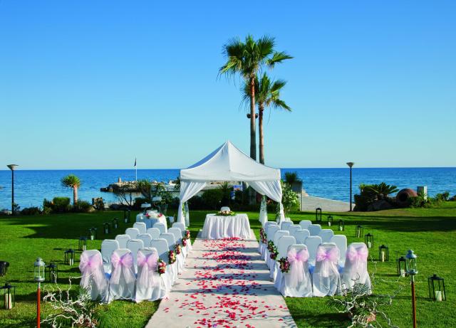 Amathus Beach