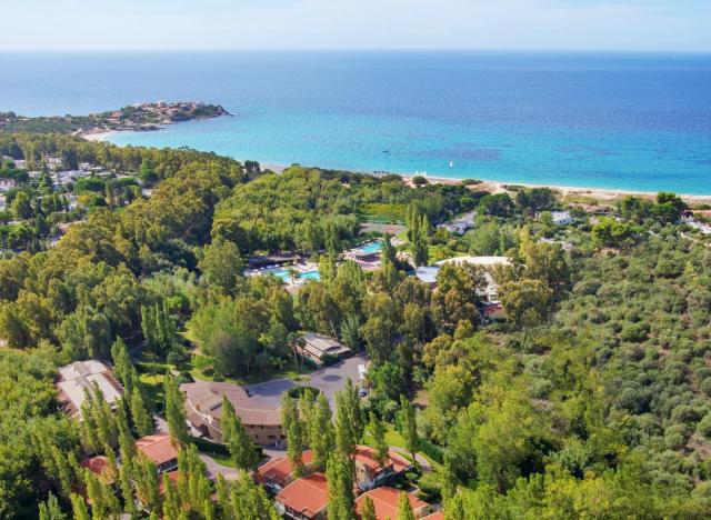 Calaserena Village