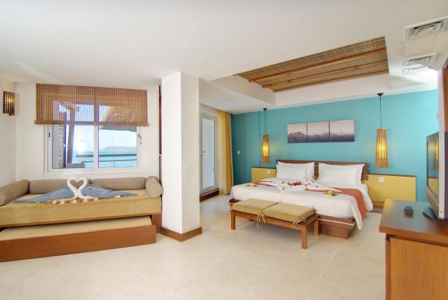 Laguna Beach & Spa