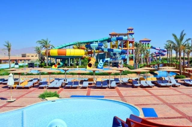 Charmillion Club Aqua Park