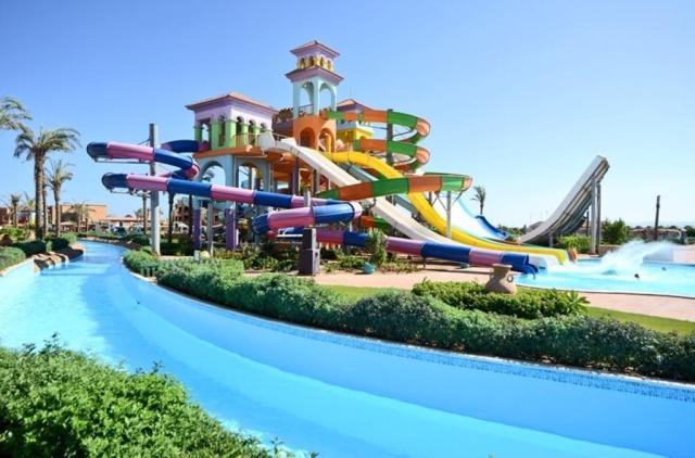 Charmillion Club Aqua Park