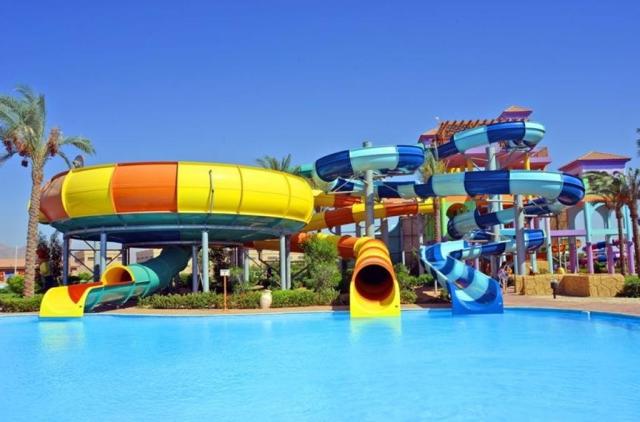 Charmillion Club Aqua Park