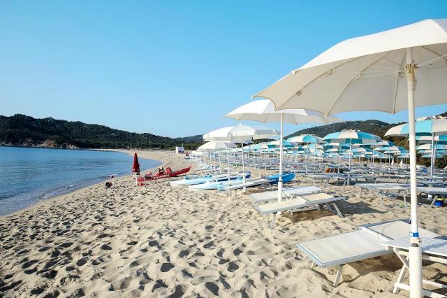 Limone Beach Village