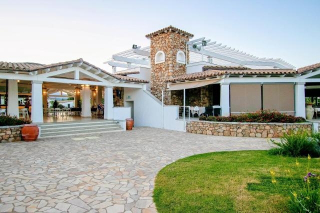 Limone Beach Village