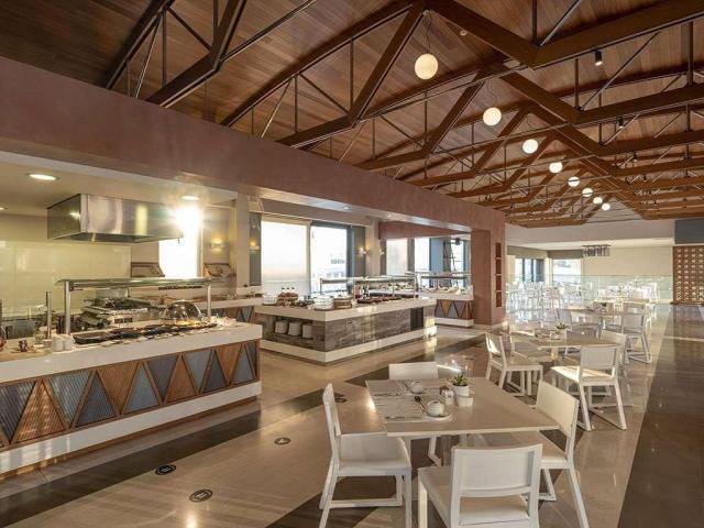 Avra Imperial Beach Resort & Spa