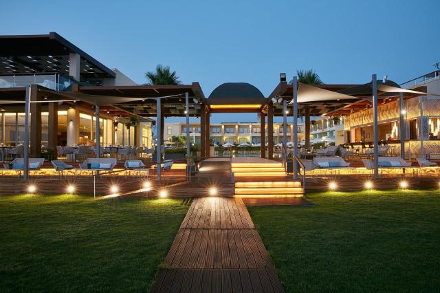 Minoa Palace Resort & Spa