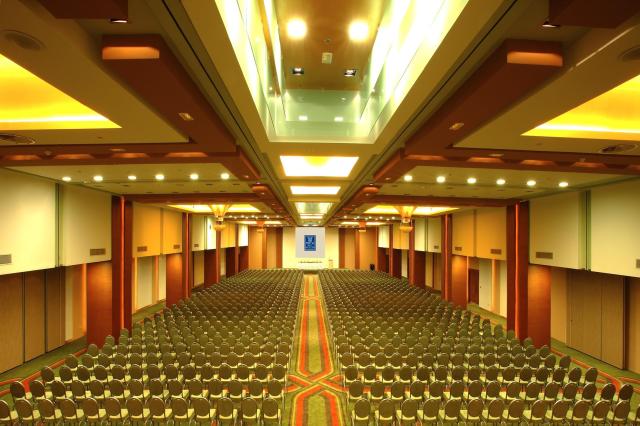 Minoa Palace Resort & Spa