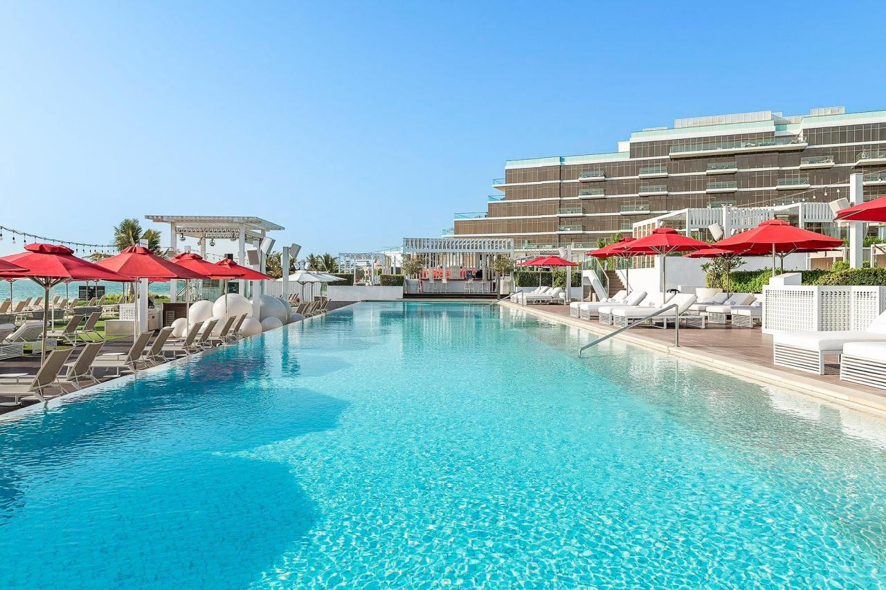 Th8 Palm Dubai Beach Resort