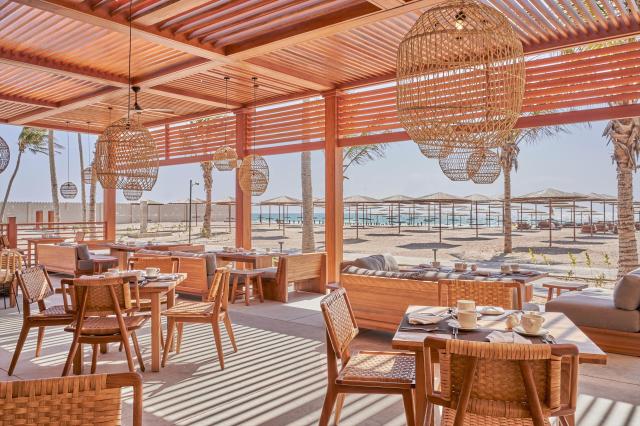 The Club by Fanar