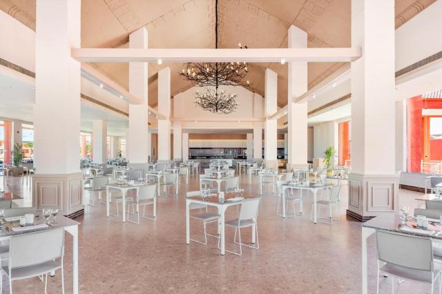 Pickalbatros Laguna Club Resort