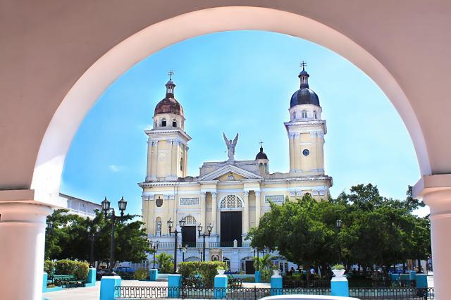 Holguin + Santiago de Cuba (3 noci) + Grand Memories Holguin