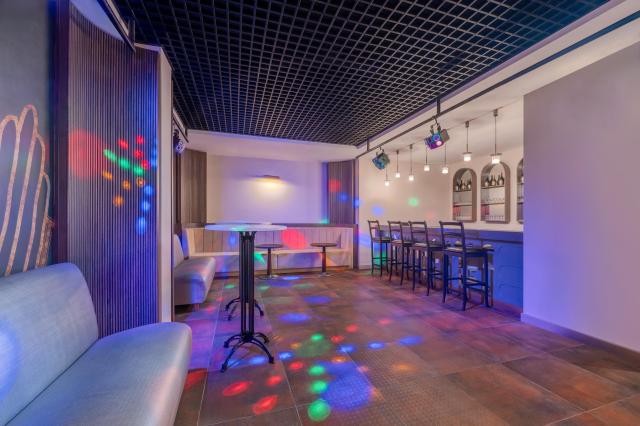 Trendy Palm Beach