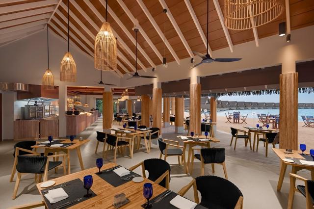 Emerald Faarufushi Resort & Spa