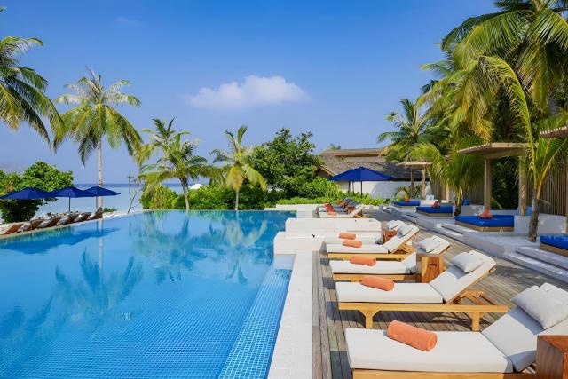 Emerald Faarufushi Resort & Spa