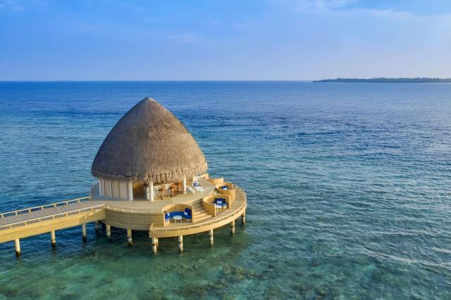 Emerald Faarufushi Resort & Spa