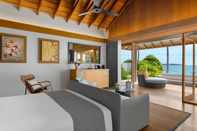 Emerald Faarufushi Resort & Spa