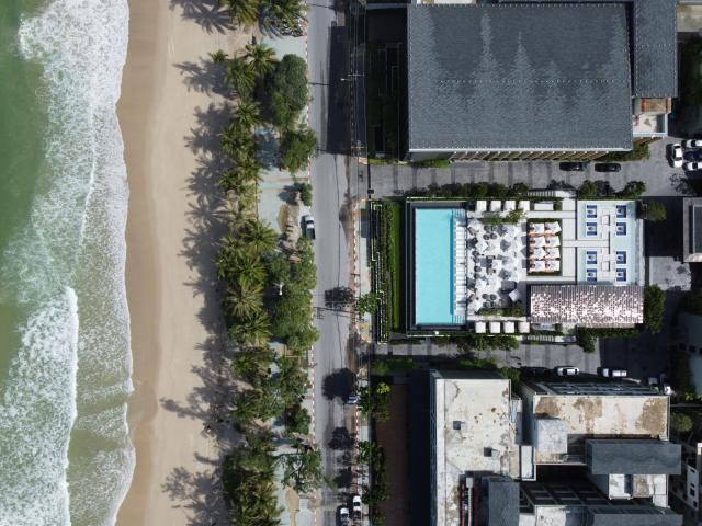 Four Points by Sheraton Patong Phuket Beach Resort