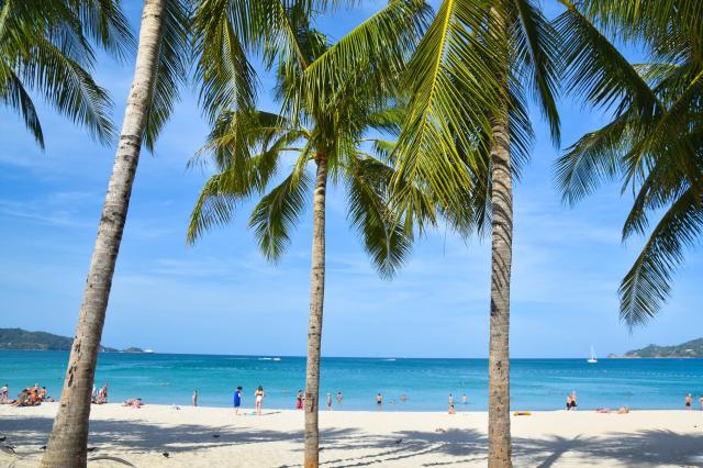 Four Points by Sheraton Patong Phuket Beach Resort
