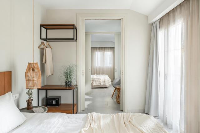 Ekati Mare Boutique
