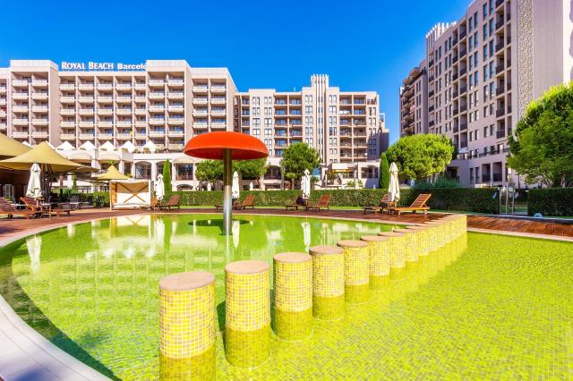 Barcelo Royal Beach