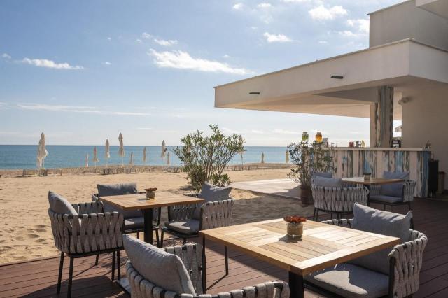 Grifid Encanto Beach