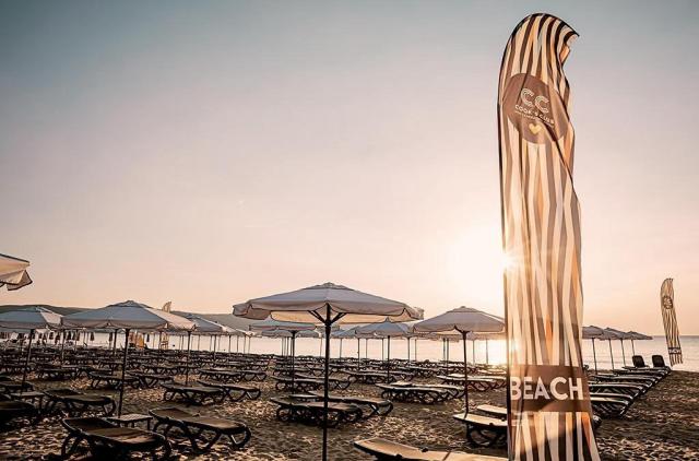 Sunny Beach Club