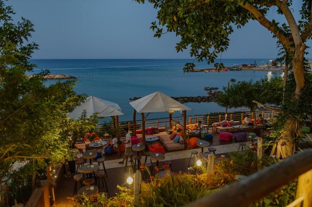 Golden Coast Beach Hotel