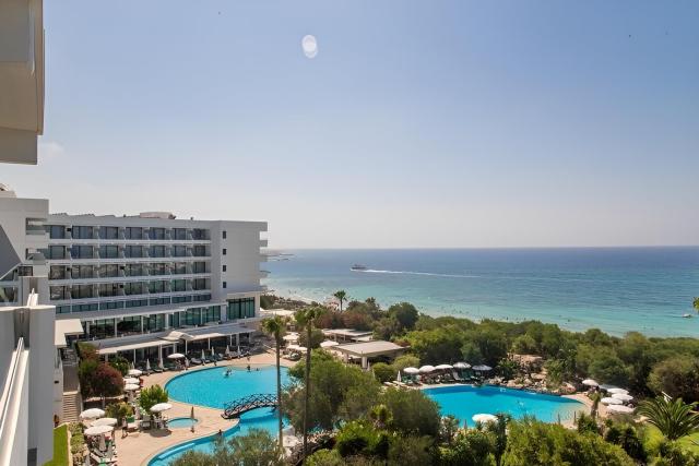 Grecian Bay