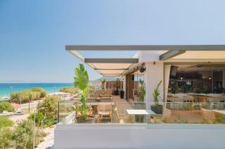 Erato Seaside