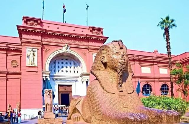 Faraon 5 15 dní - To nejlepší z Egypta s plavbou po Nilu, návštěvou pyramid i pobytem u moře