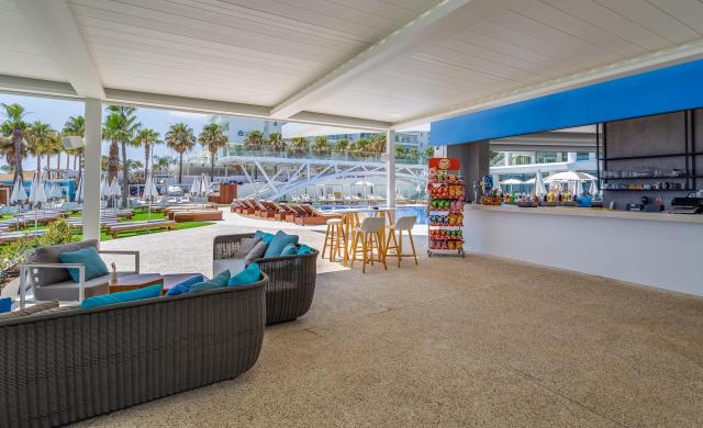 Flamingo Paradise Beach