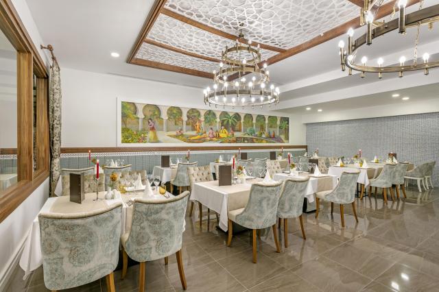 Glamour Resort