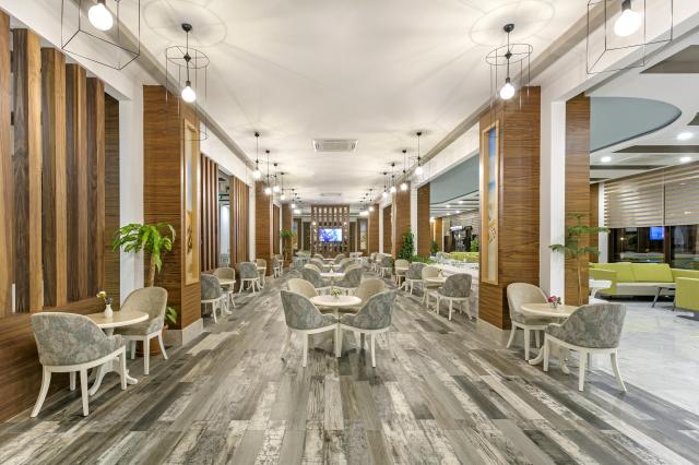 Glamour Resort