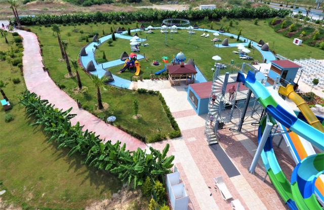 Glamour Resort