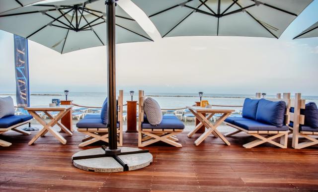 Poseidonia Beach