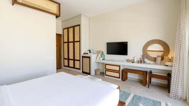 Kynd Resort