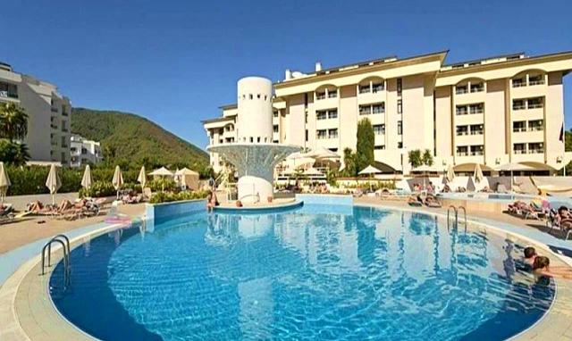 Faros Premium Beach