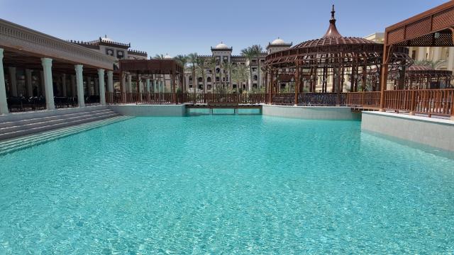 El Kasr Sahl Hasheesh