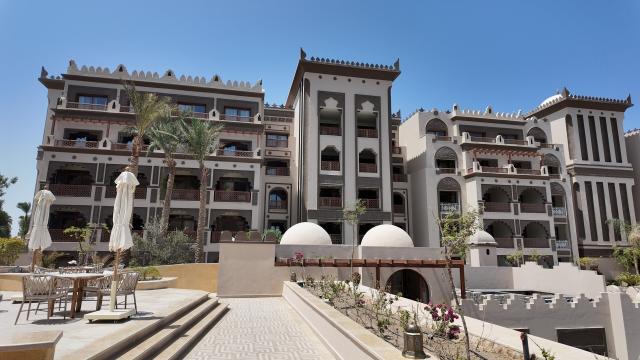El Kasr Sahl Hasheesh
