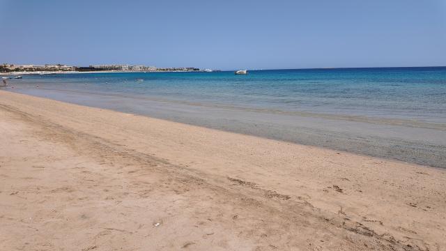 El Kasr Sahl Hasheesh