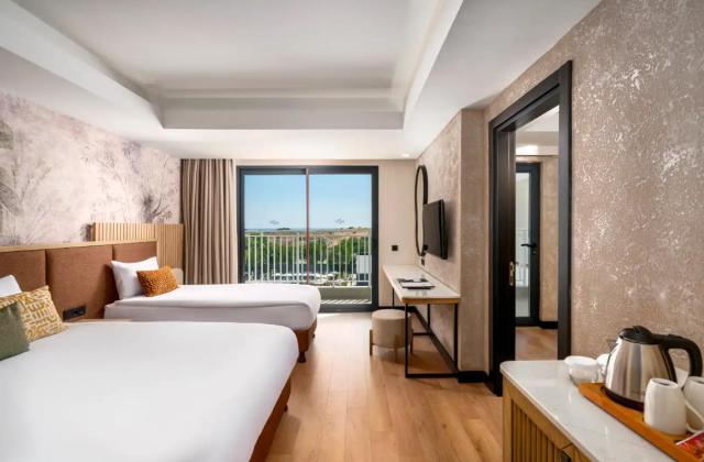 Vox Maris Resort
