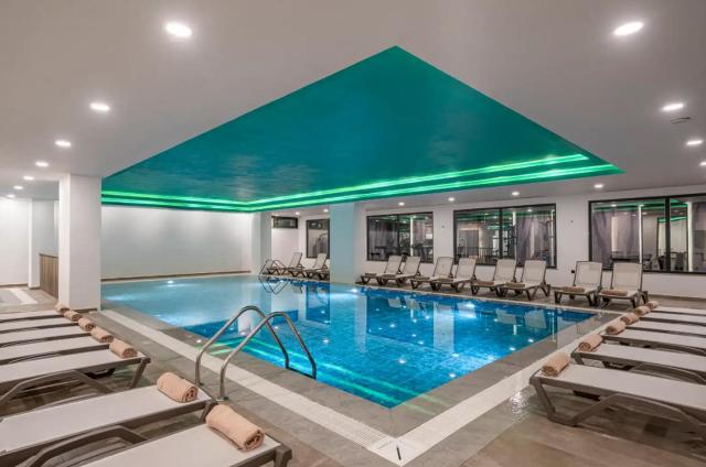 Vox Maris Resort