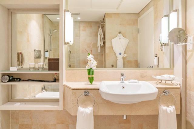 Beach Rotana Abu Dhabi