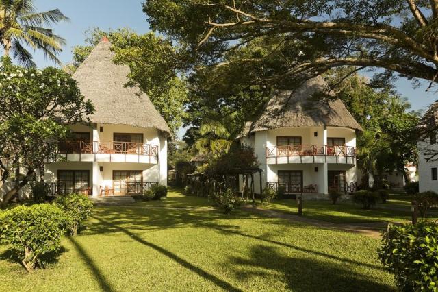 2 Dny Safari Tsavo East + Neptune Village